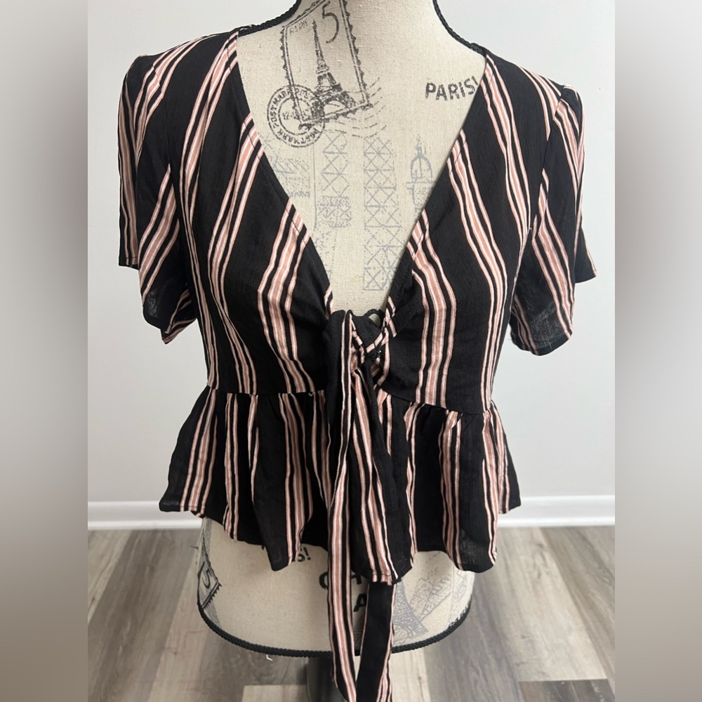 NWT Open Front Crop Top!